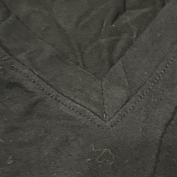 Laundry By Shelli Segal Black Blouse with Checkered Sleeves - Picture 5 of 6